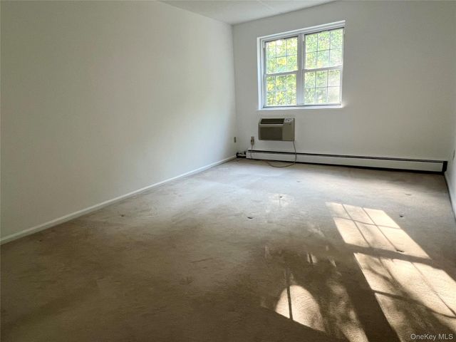 2 Consulate Drive, Tuckahoe, NY 10707