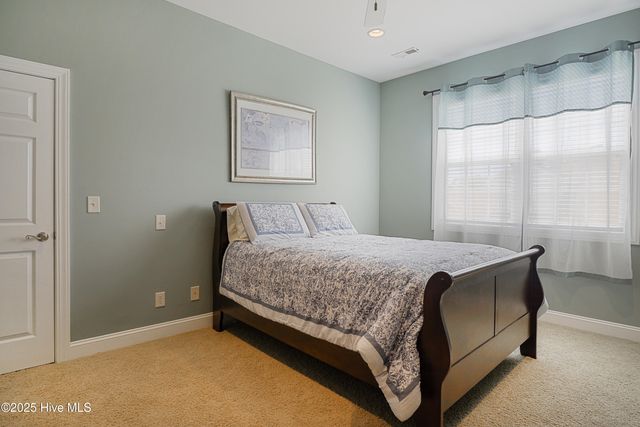 8975 Smithfield Drive NW Apt 2a, Calabash, NC 28467