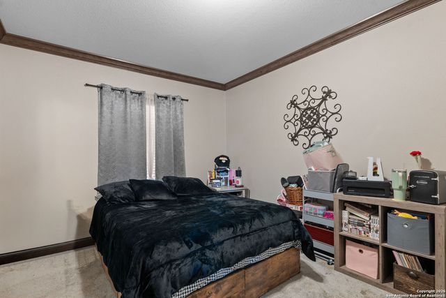 445 Savannah Ridge, Von Ormy, TX 78073