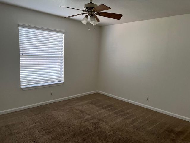 1009 Whispering DR, Round Rock, TX 78664