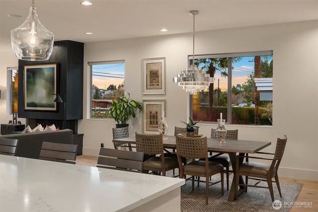 3743 W Commodore Way, Seattle, WA 98199