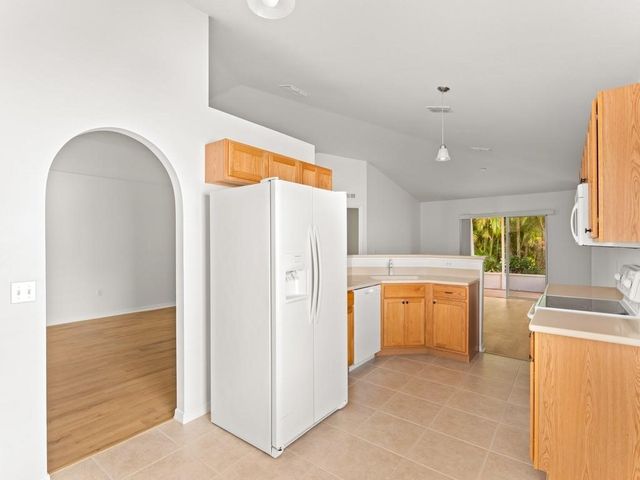 152 Morgan Circle, Sebastian, FL 32958