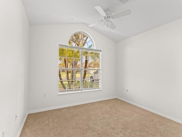 152 Morgan Circle, Sebastian, FL 32958