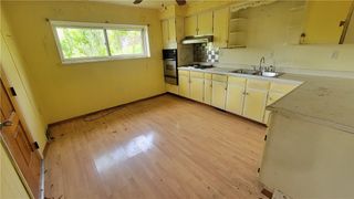 123 Sims Ln, Charleroi Boro, PA 15022