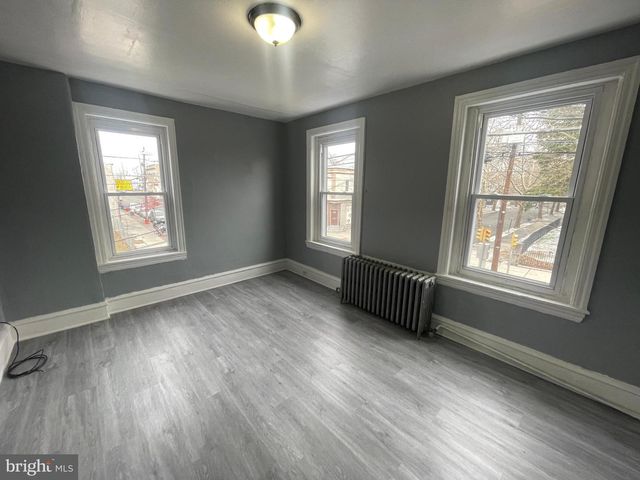 1901 S BROADWAY, Camden, NJ 08104