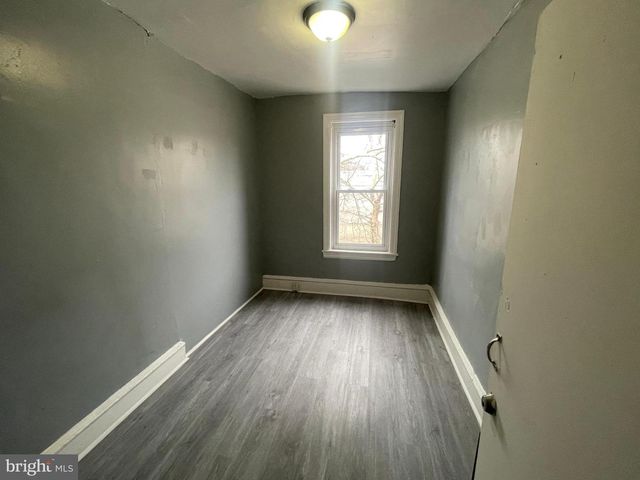 1901 S BROADWAY, Camden, NJ 08104