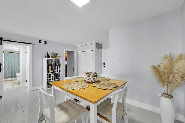 801 S Ocean Drive 605, Hollywood, FL 33019