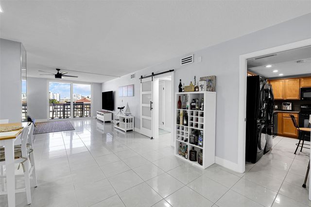 801 S Ocean Drive 605, Hollywood, FL 33019