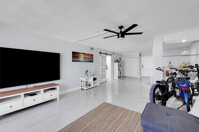 801 S Ocean Drive 605, Hollywood, FL 33019