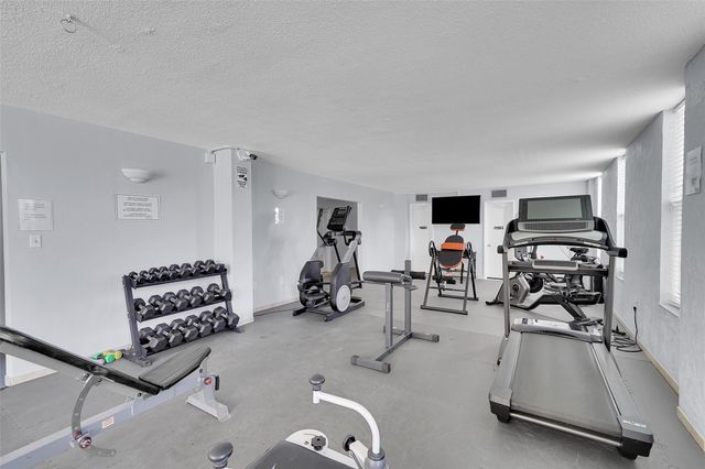 801 S Ocean Drive 605, Hollywood, FL 33019