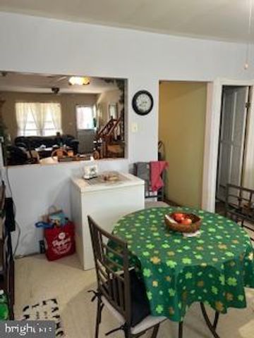 35 E COLLINGS AVE, Collingswood, NJ 08108