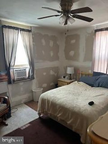 35 E COLLINGS AVE, Collingswood, NJ 08108