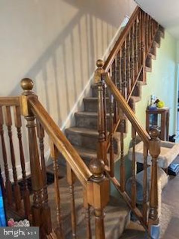 35 E COLLINGS AVE, Collingswood, NJ 08108