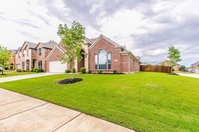 2294 Peaceful Pointe Drive, Little Elm, TX 75068
