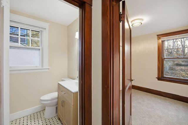 9 Madison Court, Covington, KY 41014