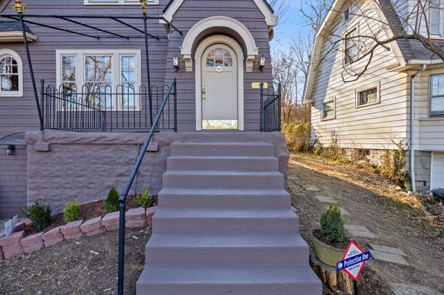 9 Madison Court, Covington, KY 41014