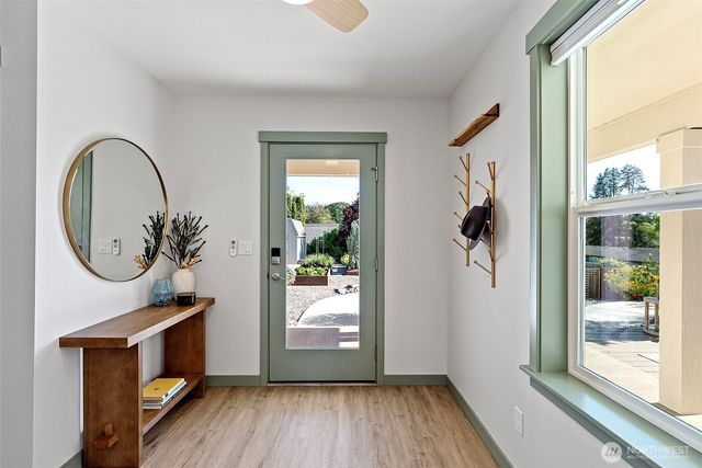 503 5th Street, Steilacoom, WA 98388