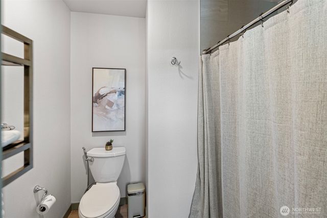 503 5th Street, Steilacoom, WA 98388