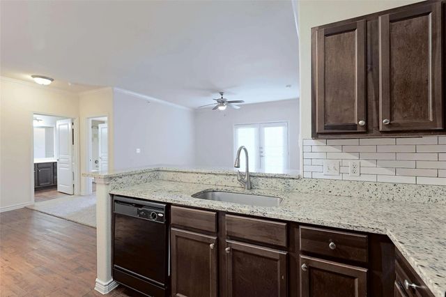 9900 Mcneil Drive 09301, Austin, TX 78750