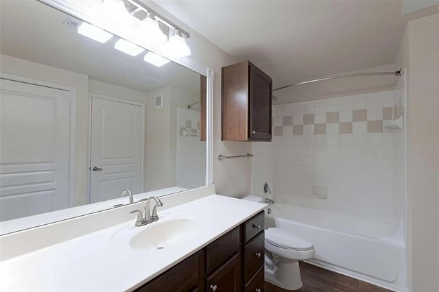 9900 Mcneil Drive 09301, Austin, TX 78750