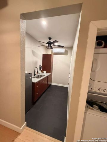 251 E WOODLAWN, San Antonio, TX 78212