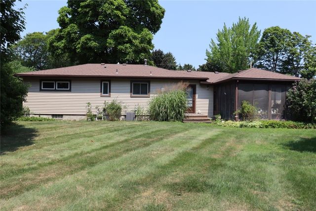 59 Midland Drive, Penfield, NY 14580