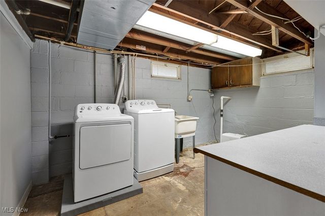 248 Root Road, Lorain, OH 44052