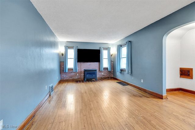 248 Root Road, Lorain, OH 44052