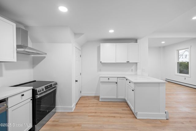 38 W Erie Street, Albany, NY 12208