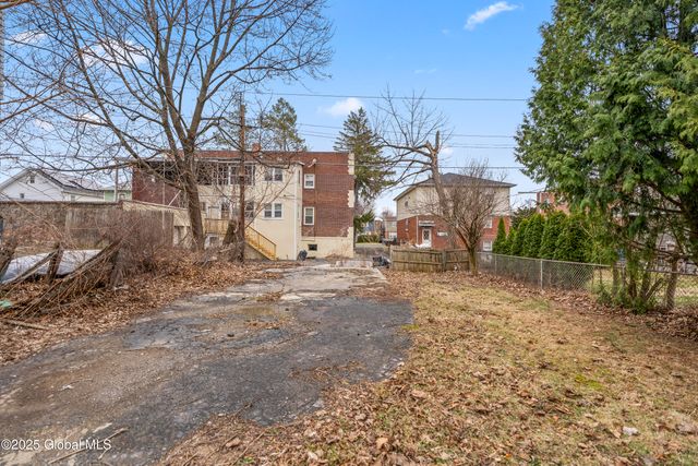 38 W Erie Street, Albany, NY 12208