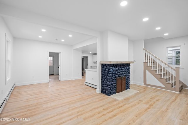 38 W Erie Street, Albany, NY 12208