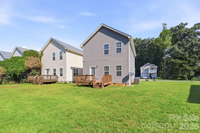 110 Lookout Point Place, Mooresville, NC 28115