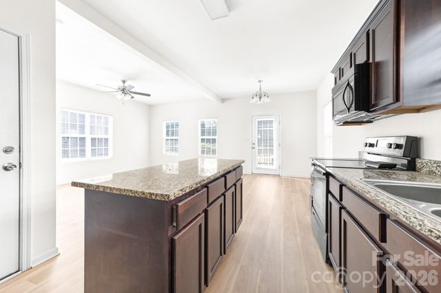 110 Lookout Point Place, Mooresville, NC 28115