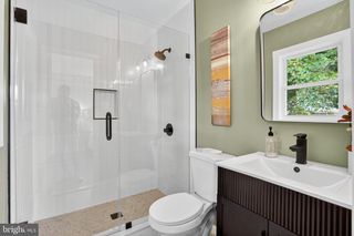 2501 36TH PL SE, Washington, DC 20020