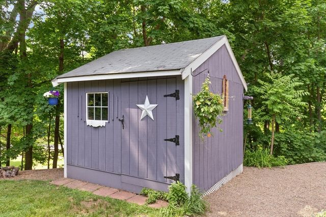 203 W Plain St, Wayland, MA 01778