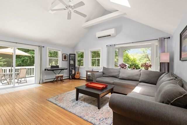 203 W Plain St, Wayland, MA 01778
