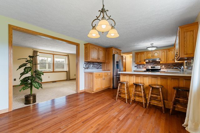 2035 Graham School Road, Gallipolis, OH 45631