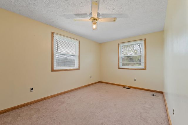 2035 Graham School Road, Gallipolis, OH 45631