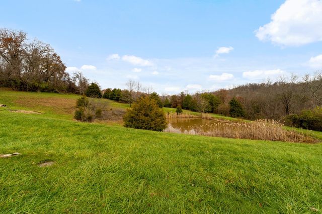 2035 Graham School Road, Gallipolis, OH 45631