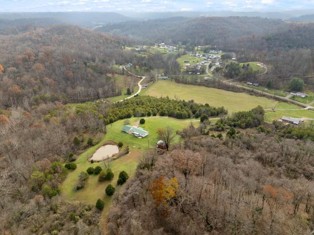 2035 Graham School Road, Gallipolis, OH 45631