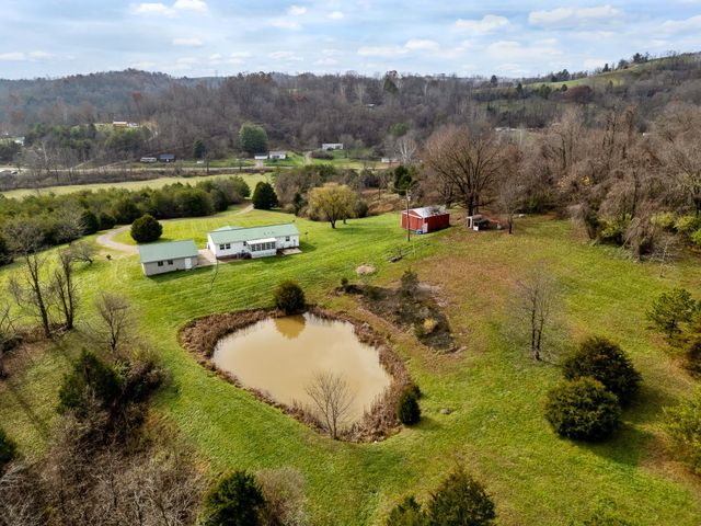 2035 Graham School Road, Gallipolis, OH 45631