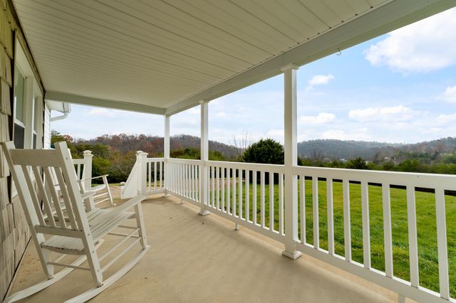 2035 Graham School Road, Gallipolis, OH 45631