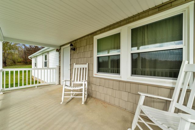 2035 Graham School Road, Gallipolis, OH 45631