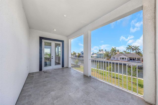 1016 SIGNET LOOP, Apollo Beach, FL 33572