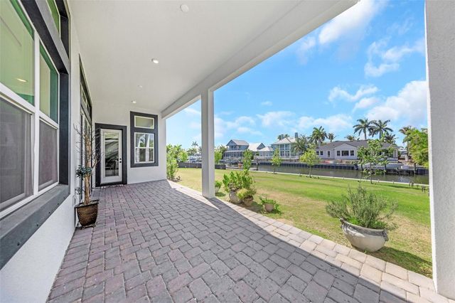 1016 SIGNET LOOP, Apollo Beach, FL 33572
