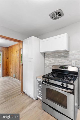 6705 JEROME ST, Springfield, VA 22150