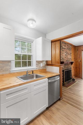 6705 JEROME ST, Springfield, VA 22150