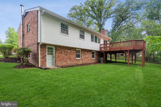 6705 JEROME ST, Springfield, VA 22150