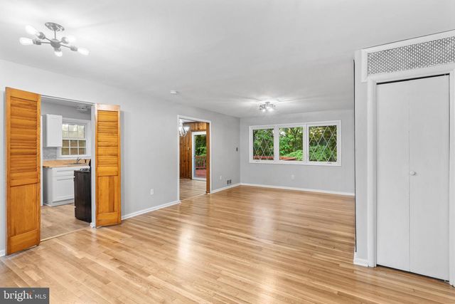6705 JEROME ST, Springfield, VA 22150