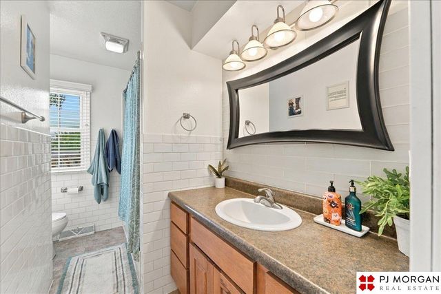 4971 Magnolia Street, Omaha, NE 68137